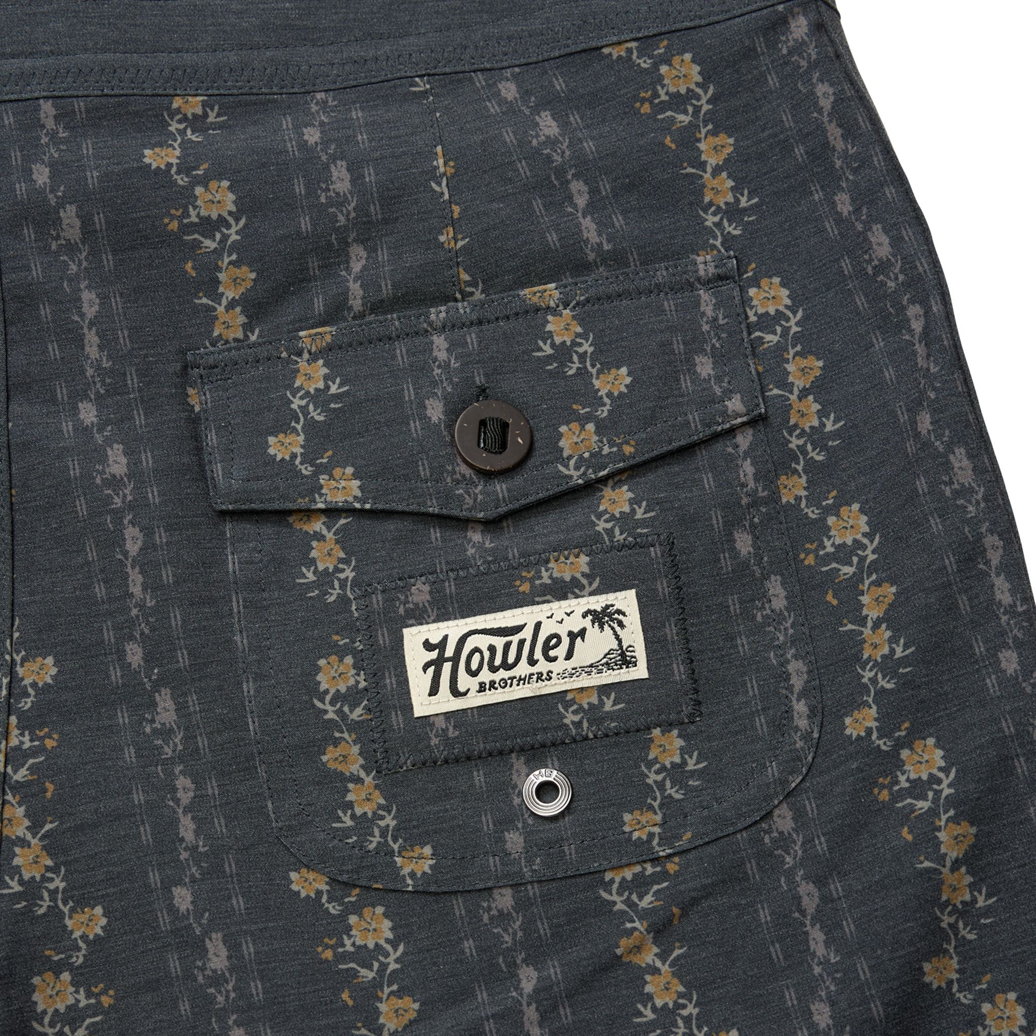 Howler Brothers Bruja Boardshorts Hibiscus Ribbons : Antique Black Image 03