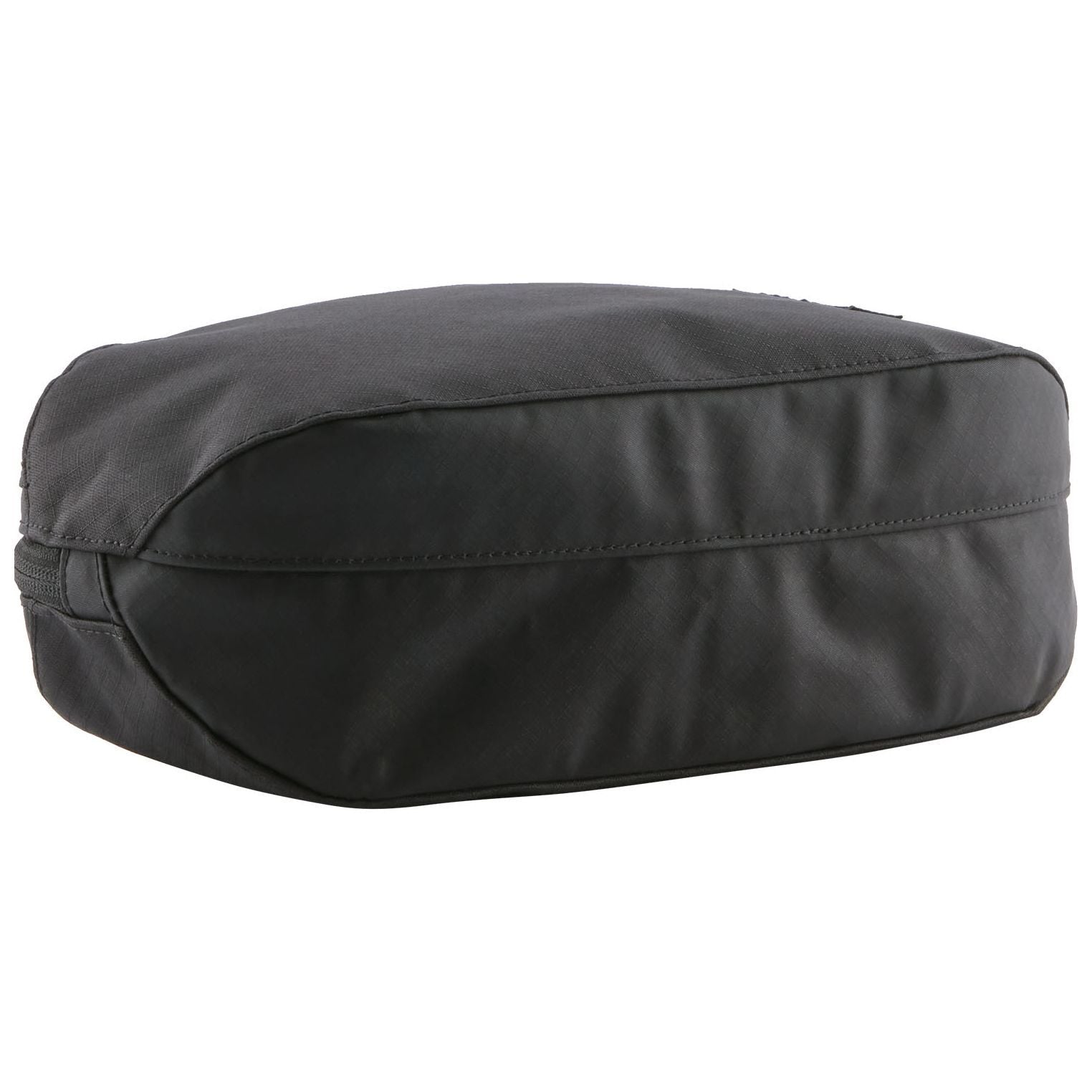 Patagonia Black Hole Cube 3L Black Image 02