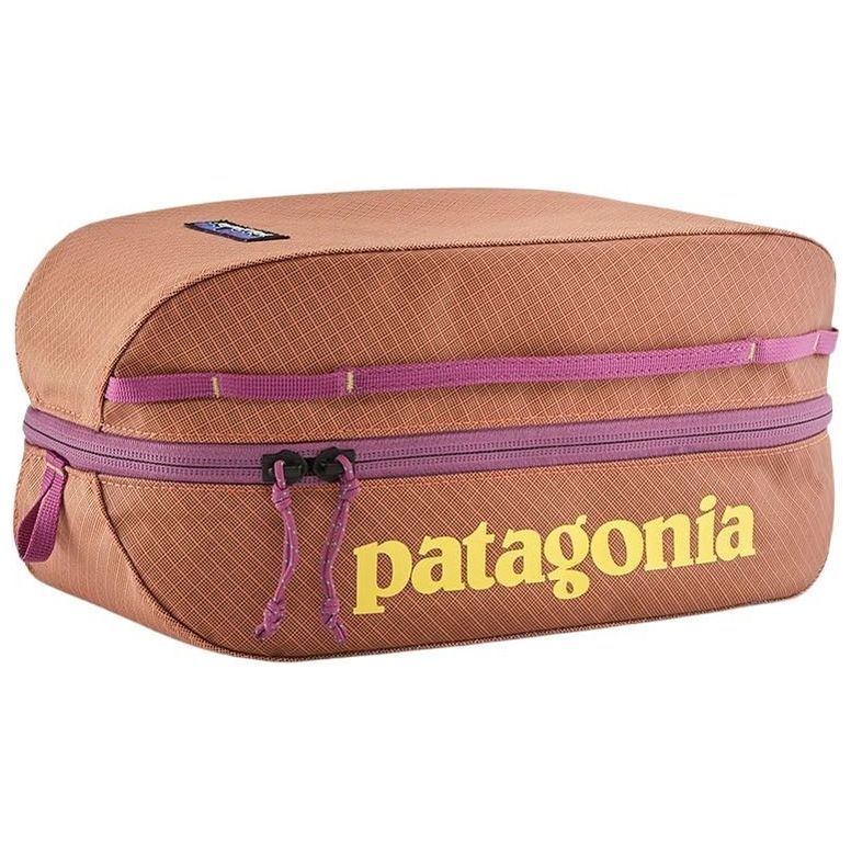 Patagonia Black Hole Cube 6L Peach Sherbet Image 01