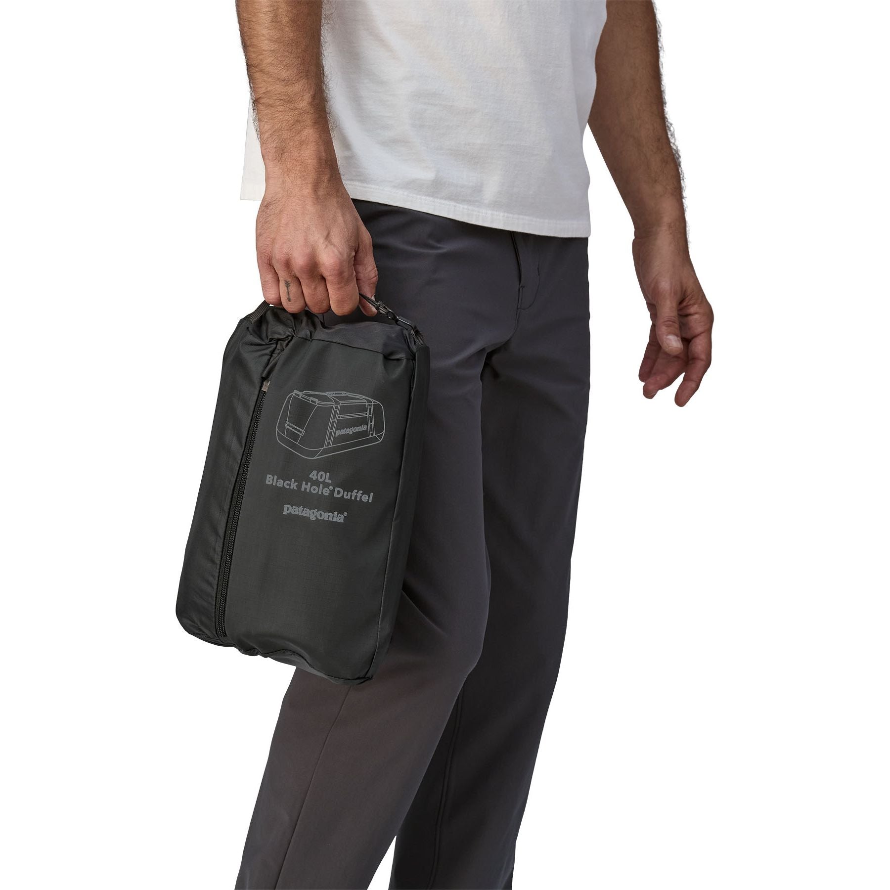 Patagonia Black Hole Duffel 40L Black Image 06