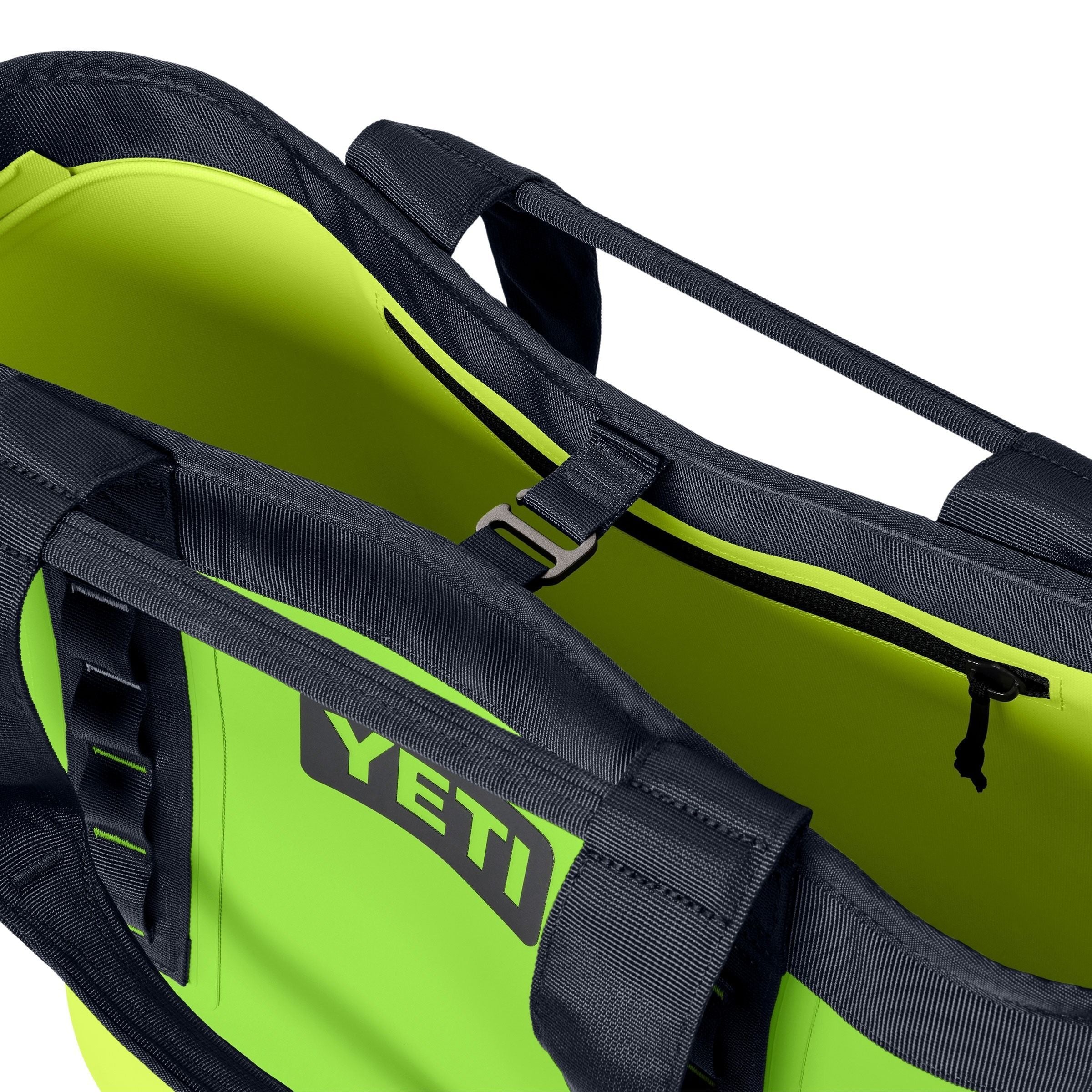 YETI Camino Carryall 35 2.0 Venom Image 09