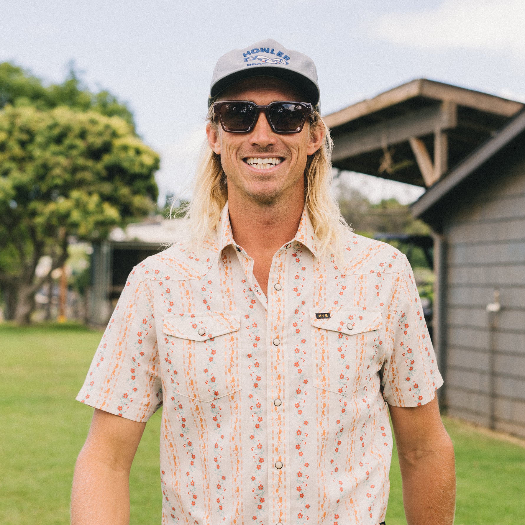 Howler Brothers H Bar B Snapshirt Hibiscus Ribbons : Riverbed Oxford Image 06