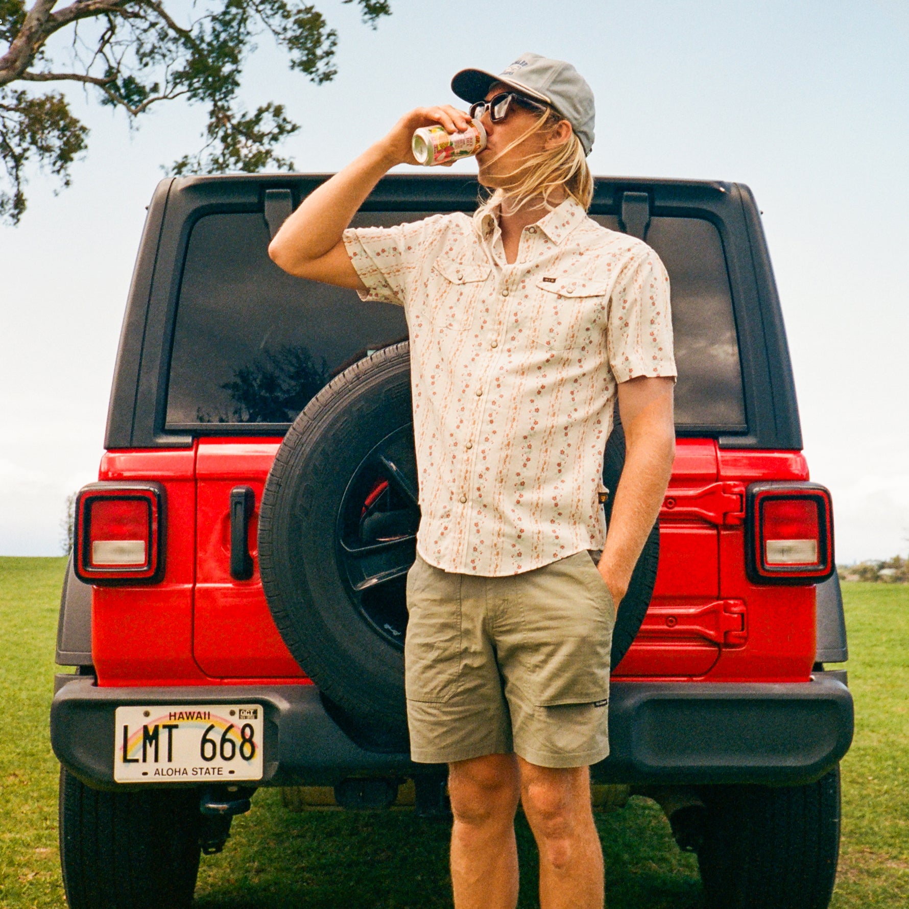 Howler Brothers H Bar B Snapshirt Hibiscus Ribbons : Riverbed Oxford Image 07