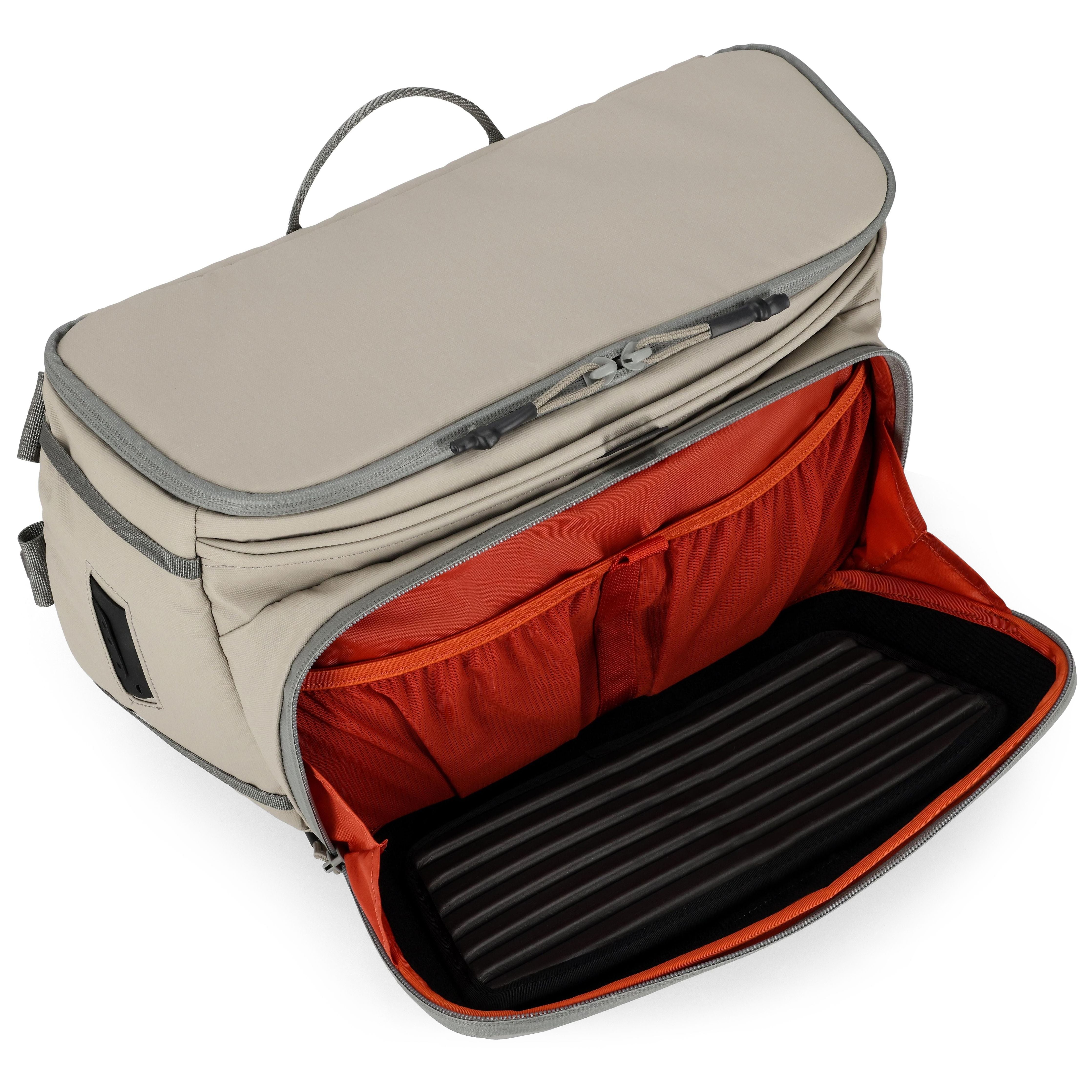 Simms Headwaters Sling Pack Dolomite Image 04
